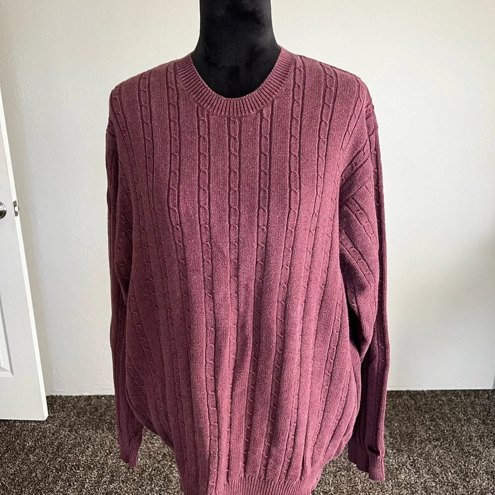 Izod cable knit sweater